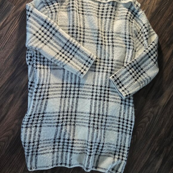 2BELLA Fuzzy Midi Length White & Black Plaid Cardigan Sweater w/ Pockets SIZE S - Picture 11 of 12